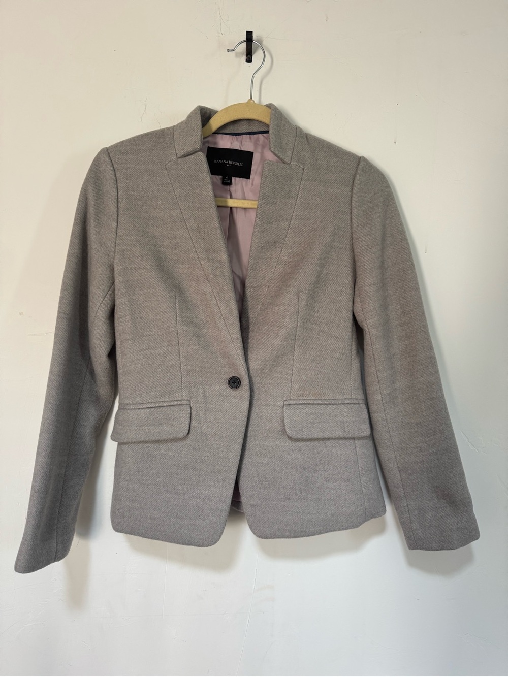 Banana Republic Light Gray Women's Single-Button Blazer